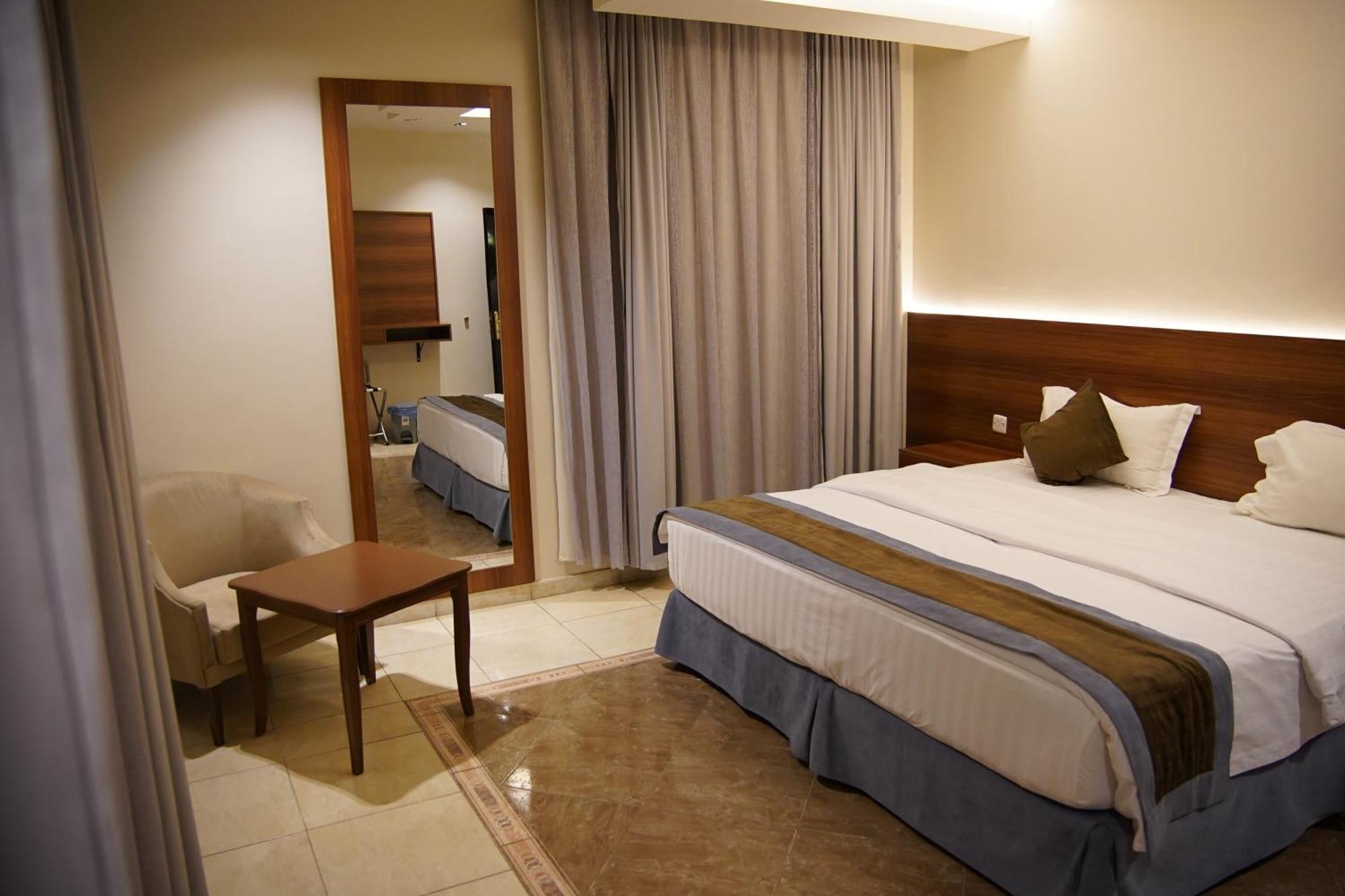 אל-מדינה Dosh Hotel מראה חיצוני תמונה