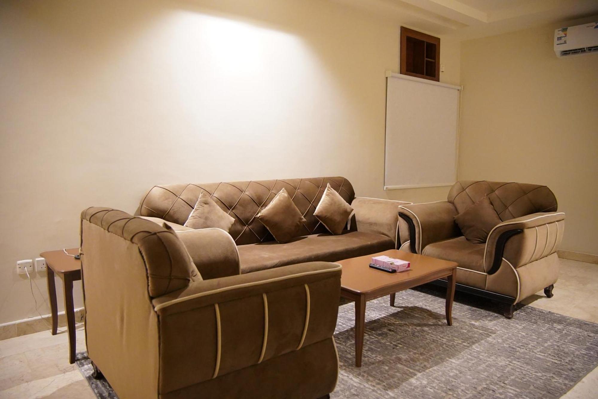 אל-מדינה Dosh Hotel מראה חיצוני תמונה