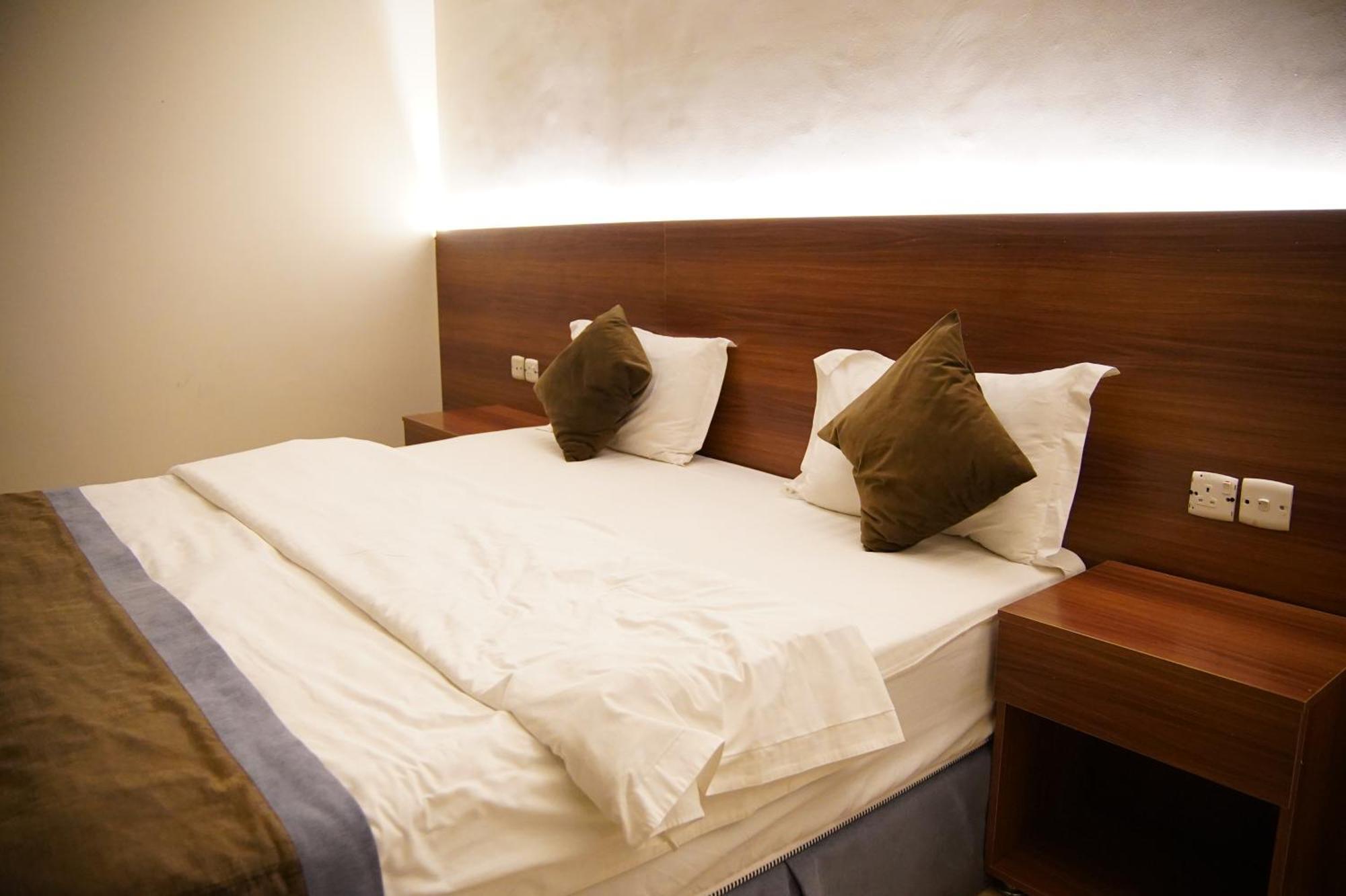 אל-מדינה Dosh Hotel מראה חיצוני תמונה