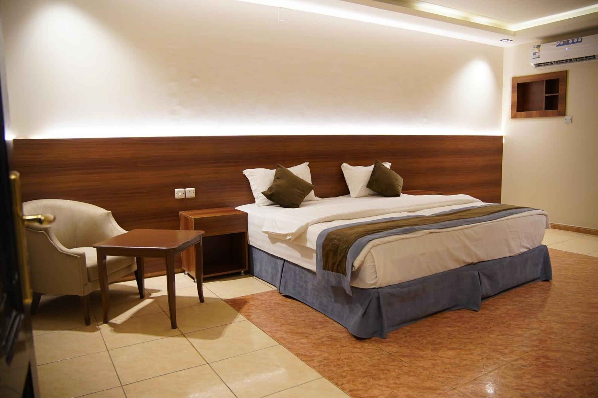 אל-מדינה Dosh Hotel מראה חיצוני תמונה