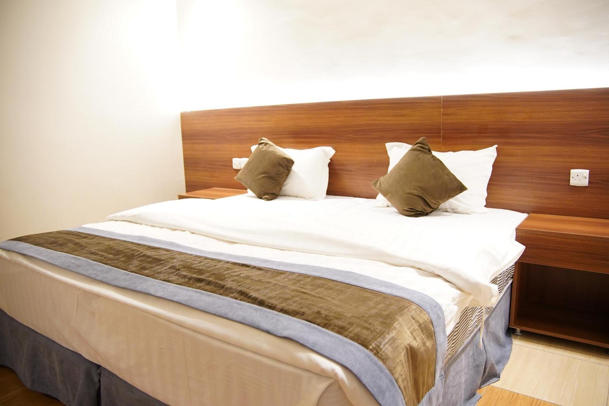 אל-מדינה Dosh Hotel מראה חיצוני תמונה